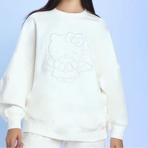 NWT ANGEL HELLO KITTY EMBROIDERED
PULLOVER size x2